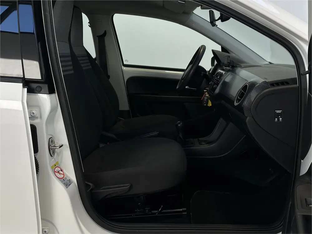Volkswagen Up! 1.0 BMT move up! | Airco | Bluetooth | NL | 2 uit 2020, foto 18