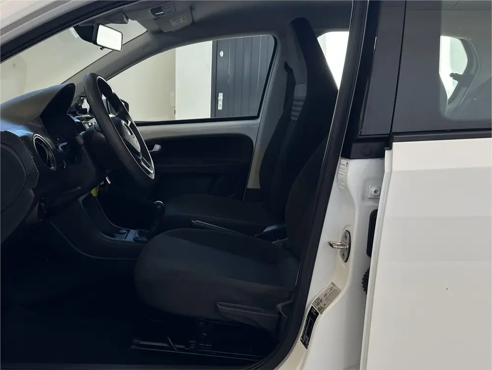Volkswagen Up! 1.0 BMT move up! | Airco | Bluetooth | NL | 2 uit 2020, foto 20