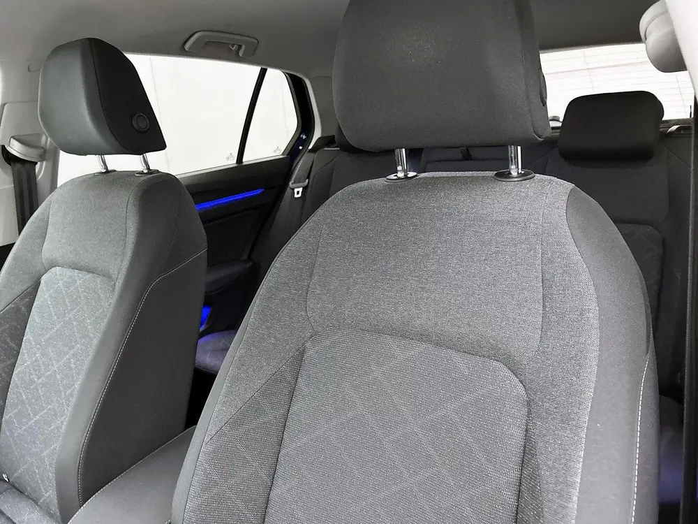 Volkswagen Golf 1.5 eTSI Style | 150 PK | Automaat | Apple C uit 2021, foto 11
