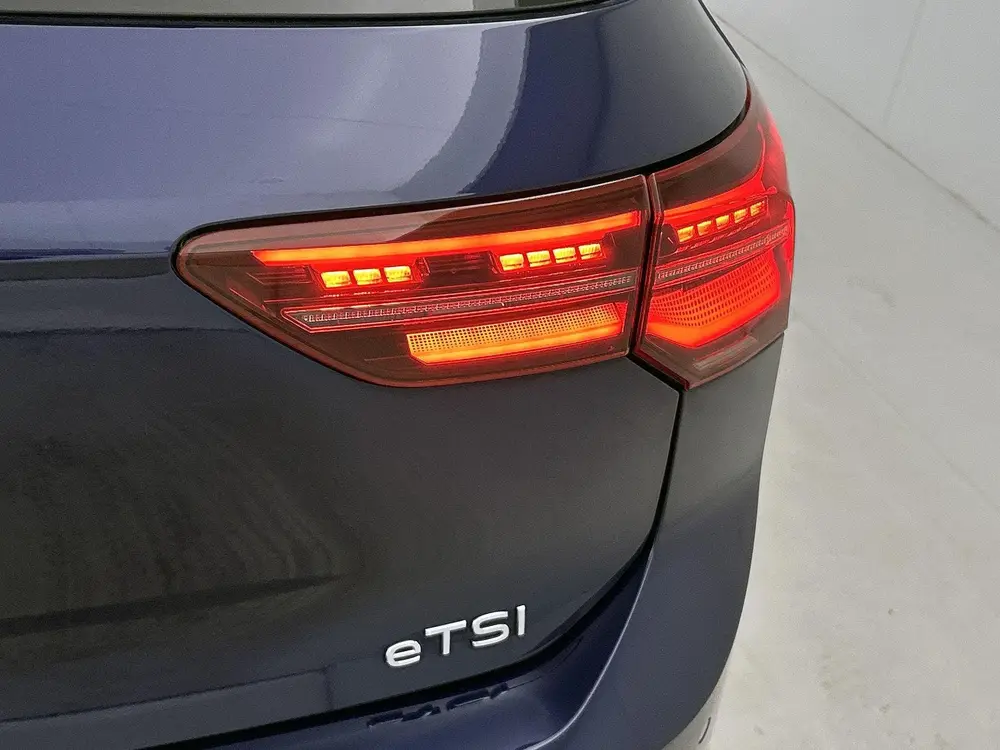 Volkswagen Golf 1.5 eTSI Style | 150 PK | Automaat | Apple C uit 2021, foto 15