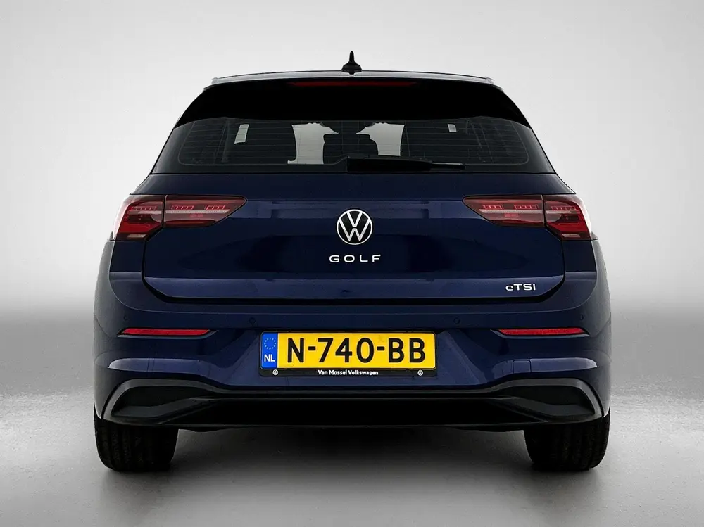 Volkswagen Golf 1.5 eTSI Style | 150 PK | Automaat | Apple C uit 2021, foto 3