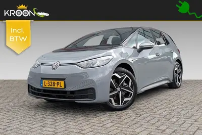 Volkswagen ID.3 Pure 45kWh SOH 91% Apple CarPlay / Android A uit 2021