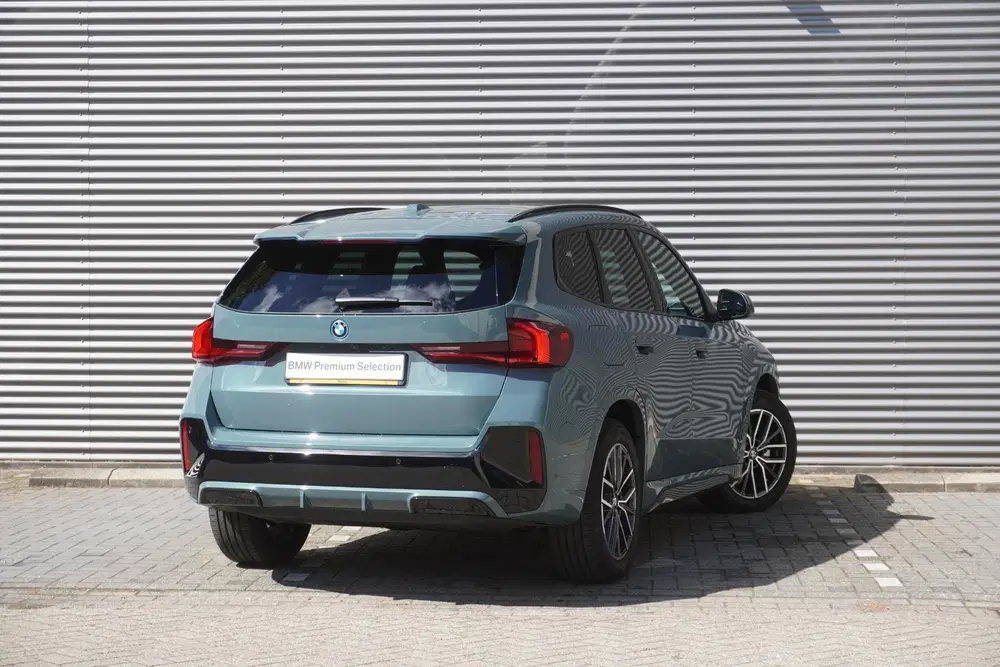 BMW iX1 eDrive20 uit 2026, foto 2