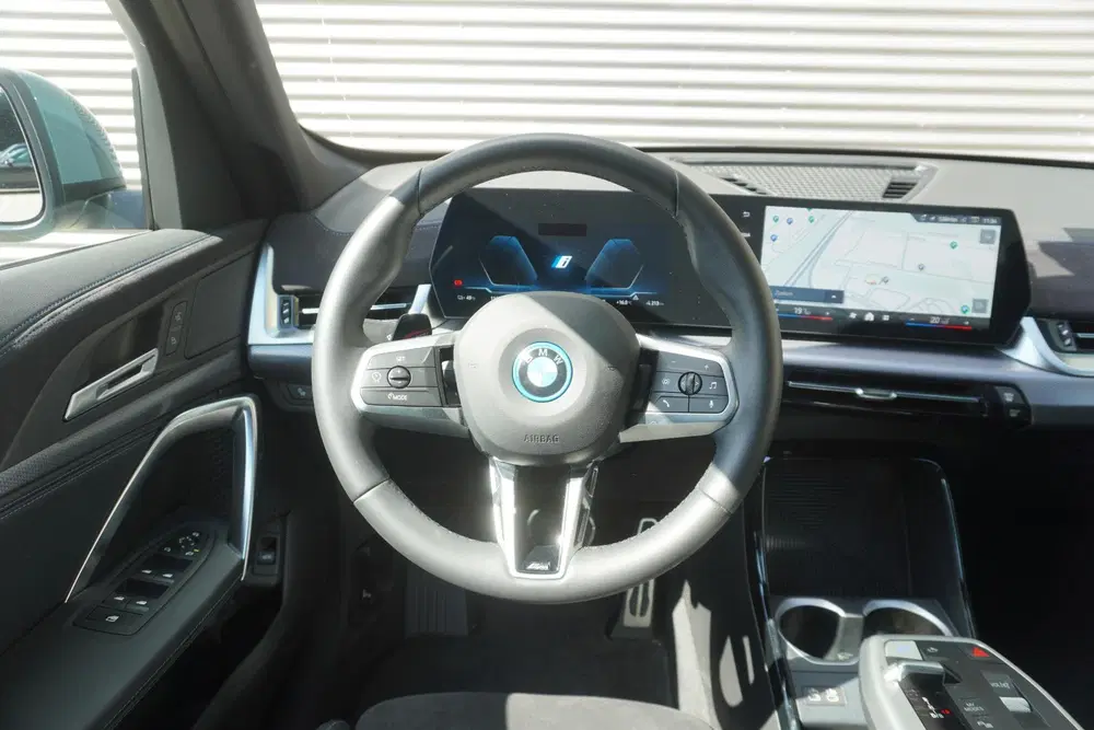 BMW iX1 eDrive20 uit 2026, foto 7