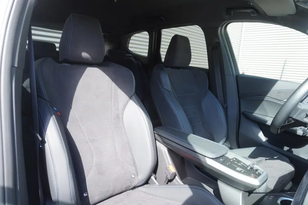 BMW iX1 eDrive20 uit 2026, foto 8