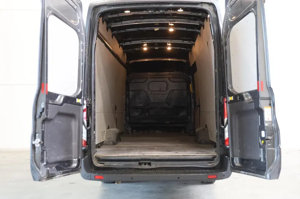 Ford Transit 350 2.0 TDCI L4/H3 170PK GRIJS Limited RWD CAME uit 2019, foto 5
