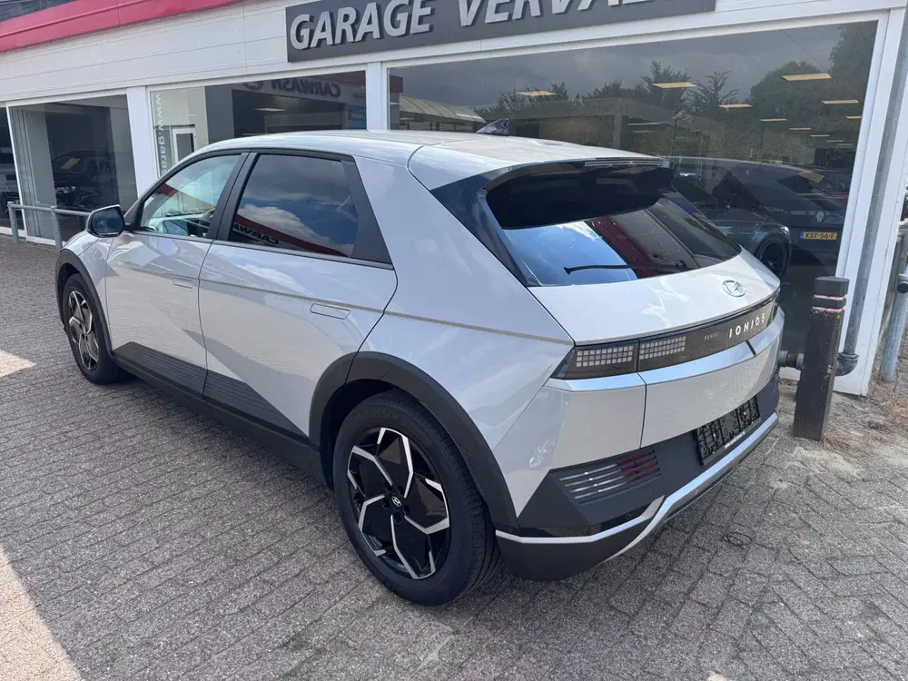 Hyundai IONIQ 5 Core 77.4 kWh (bj 2024 uit 2024, foto 4