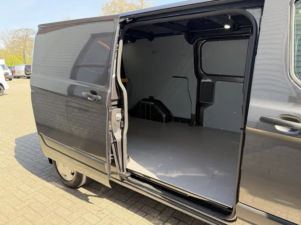 Ford Transit Custom 300 2.0 TDCI L2H1 Trend uit 2022, foto 18