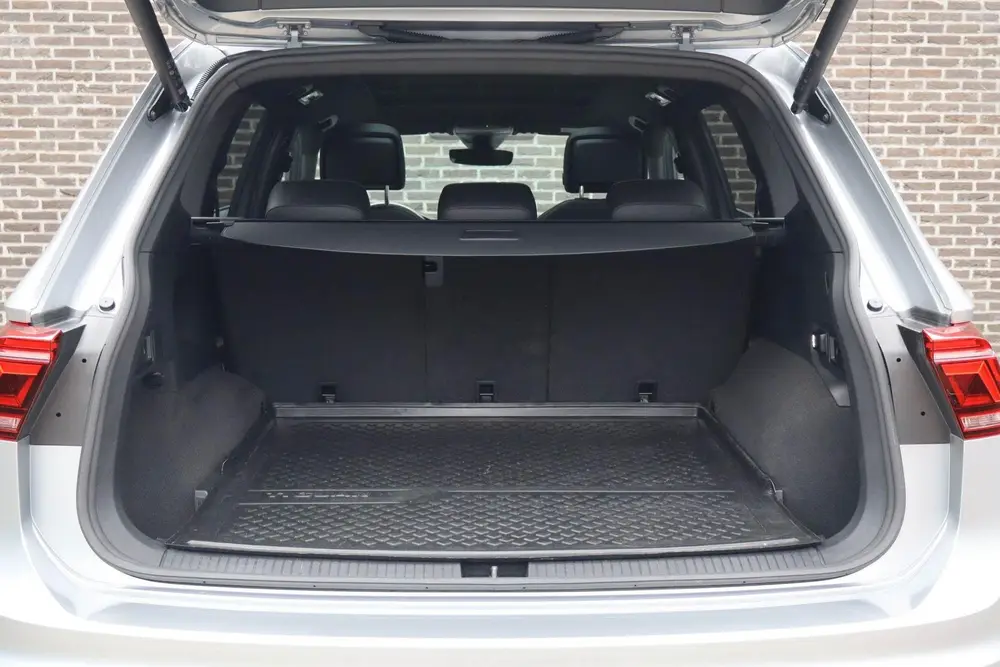 Volkswagen Tiguan Allspace 1.5 TSI 150pk DSG R-Line Business uit 2023, foto 20