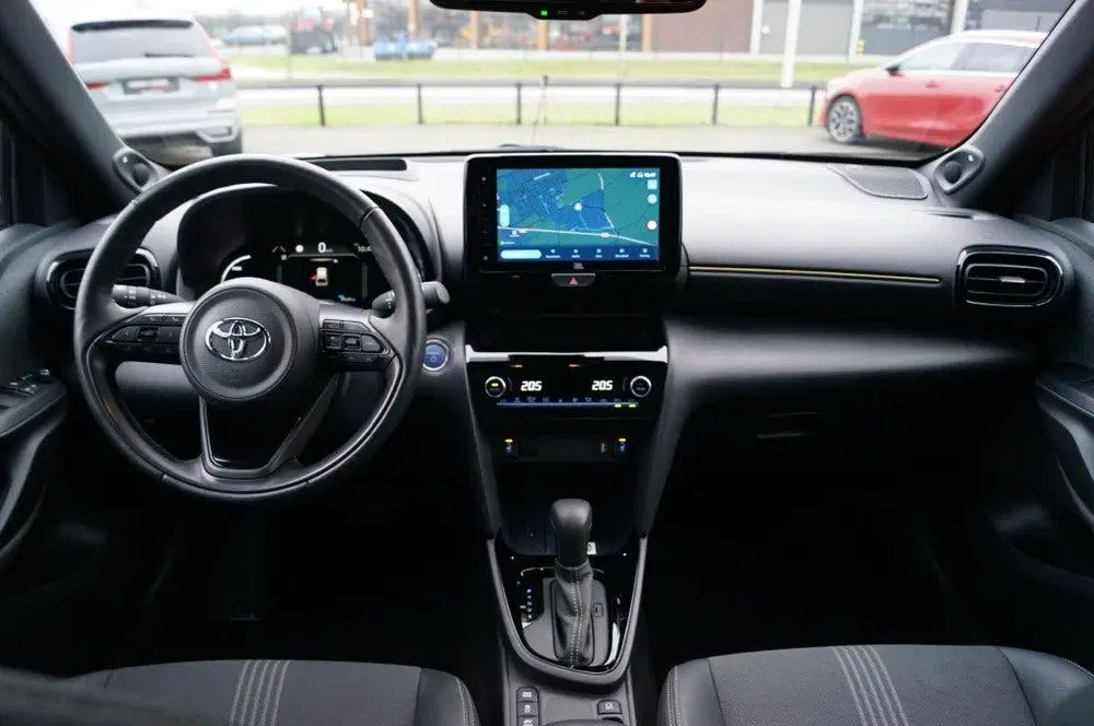 Toyota Yaris Cross 1.5 Hybrid Adventure uit 2022, foto 4
