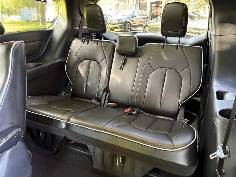 Chrysler Pacifica 3.6 V6 Hybrid LIMITED S (bj 2020) uit 2020, foto 13