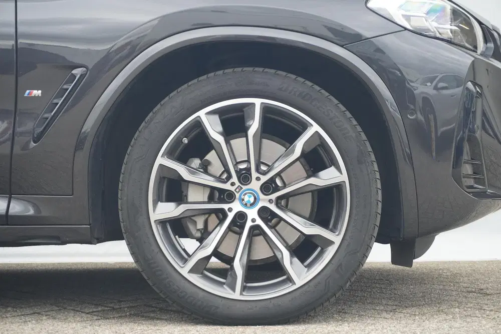 BMW X3 xDrive30e uit 2024, foto 6