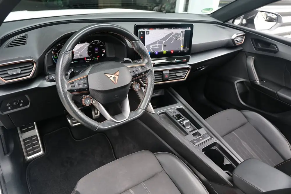 Cupra Leon Sportstourer 1.4 e-Hybrid VZ 245PK Pano SuperSpor uit 2023, foto 3