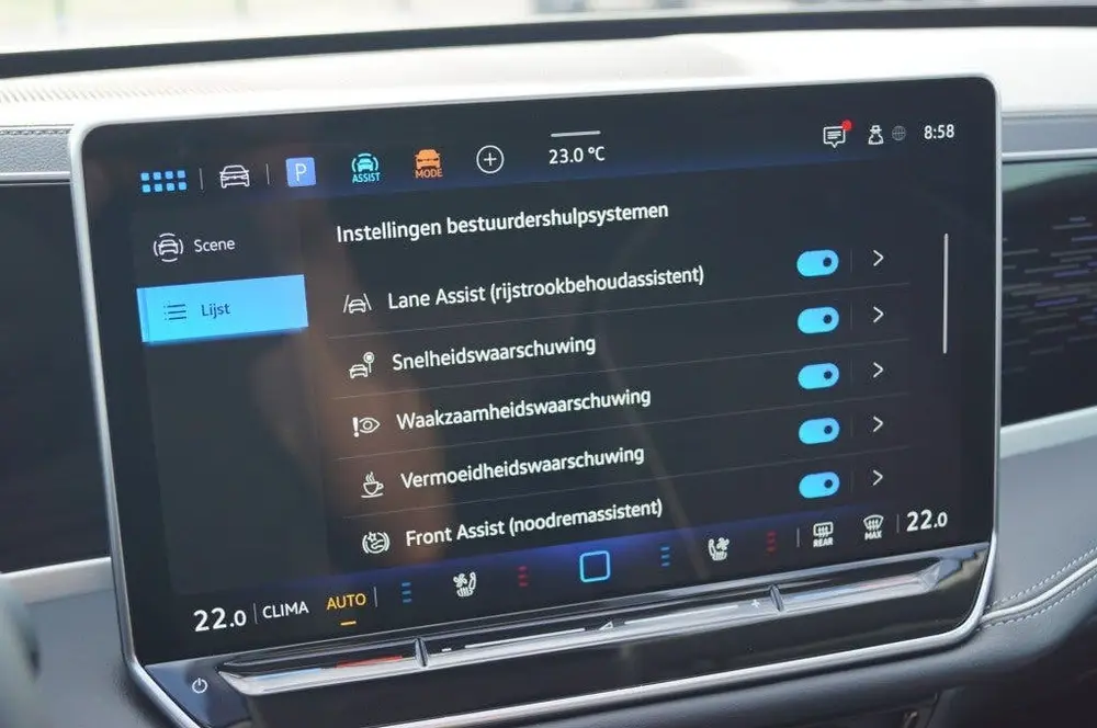 Volkswagen Passat Variant 1.5 eTSI DSG Business 150pk / Pano uit 2024, foto 16
