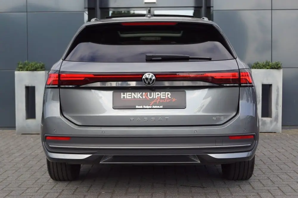 Volkswagen Passat Variant 1.5 eTSI DSG Business 150pk / Pano uit 2024, foto 8