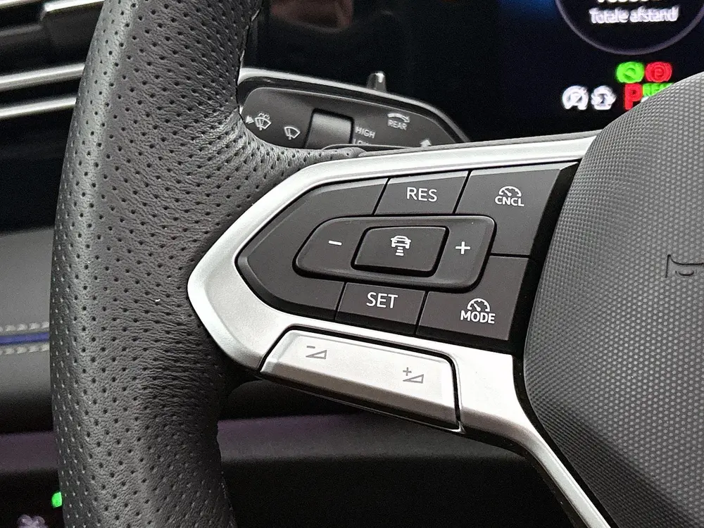Volkswagen Tiguan 1.5 eHybrid R-Line Business | 204 PK | SoH uit 2024, foto 6