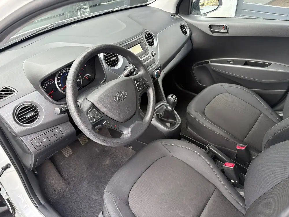Hyundai I10 1.0i Comfort AIRCO CRUISE CONTROL uit 2019, foto 10