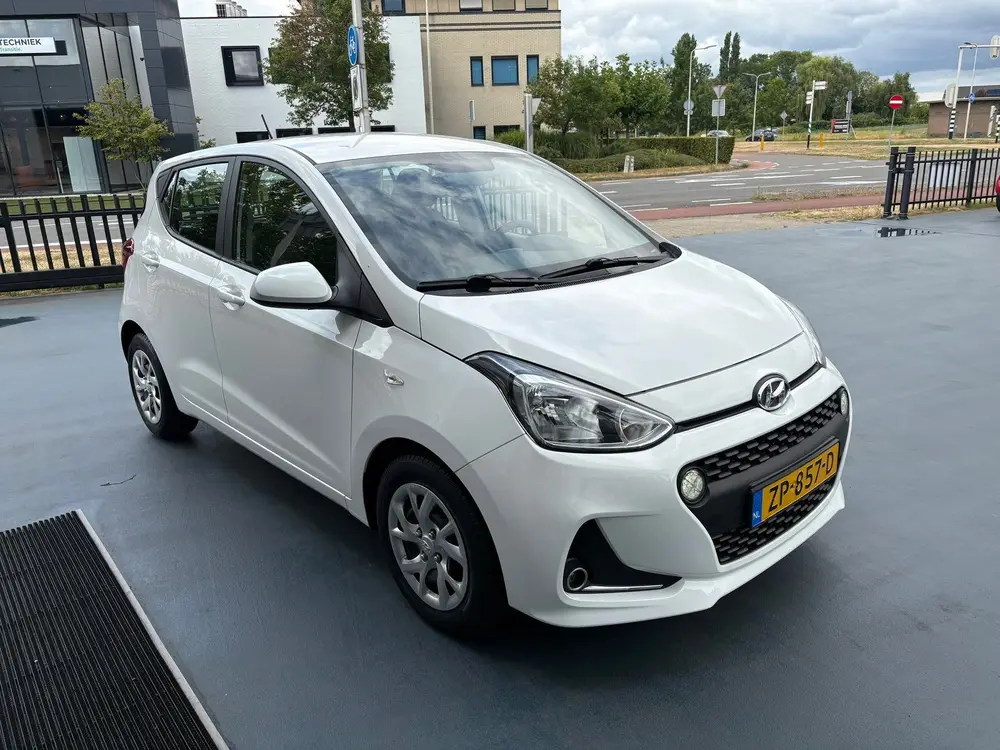 Hyundai I10 1.0i Comfort AIRCO CRUISE CONTROL uit 2019, foto 7