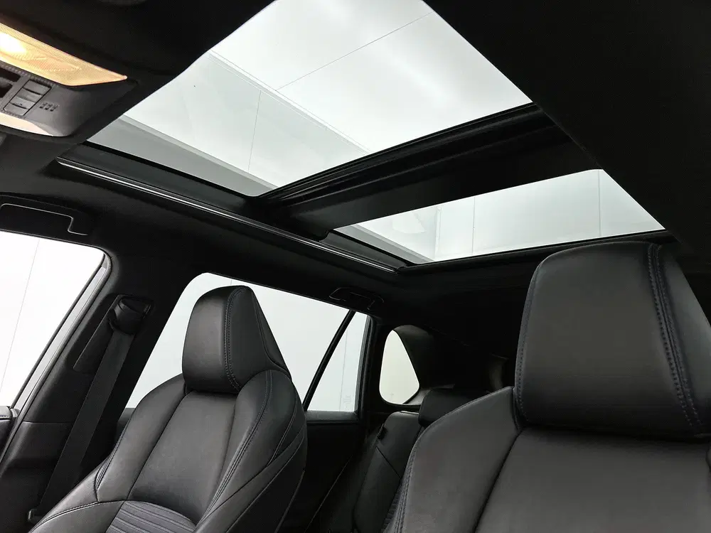 Toyota RAV 4 2.5 Hybrid Bi-Tone uit 2021, foto 12