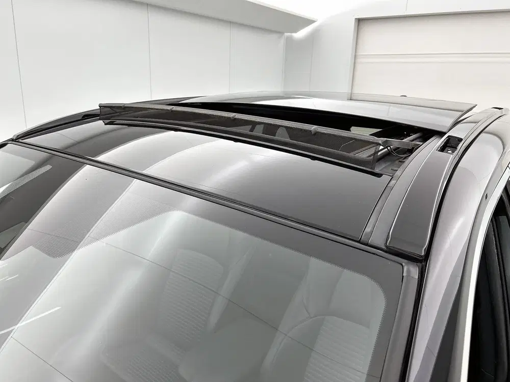 Toyota RAV 4 2.5 Hybrid Bi-Tone uit 2021, foto 13