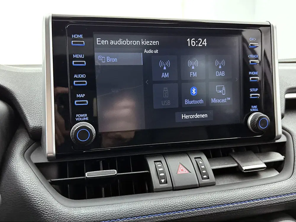 Toyota RAV 4 2.5 Hybrid Bi-Tone uit 2021, foto 9
