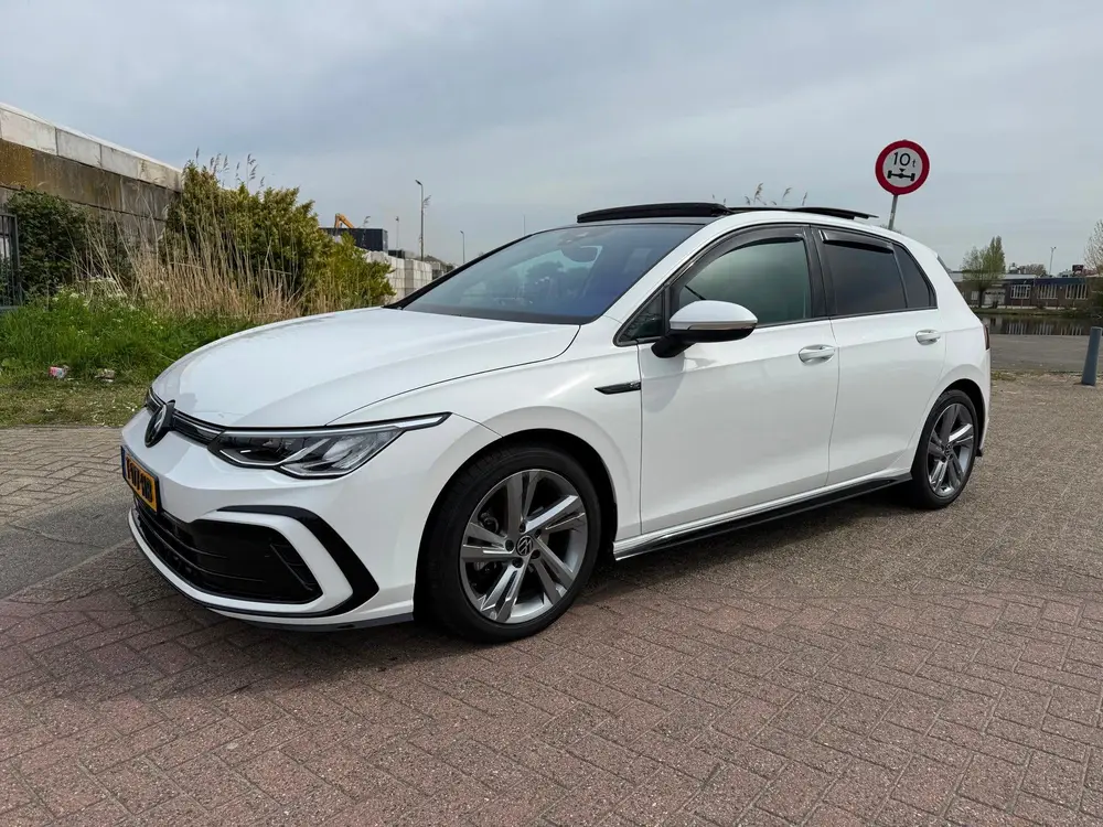 Volkswagen Golf 1.5 eTSI R-Line Business uit 2023, foto 7