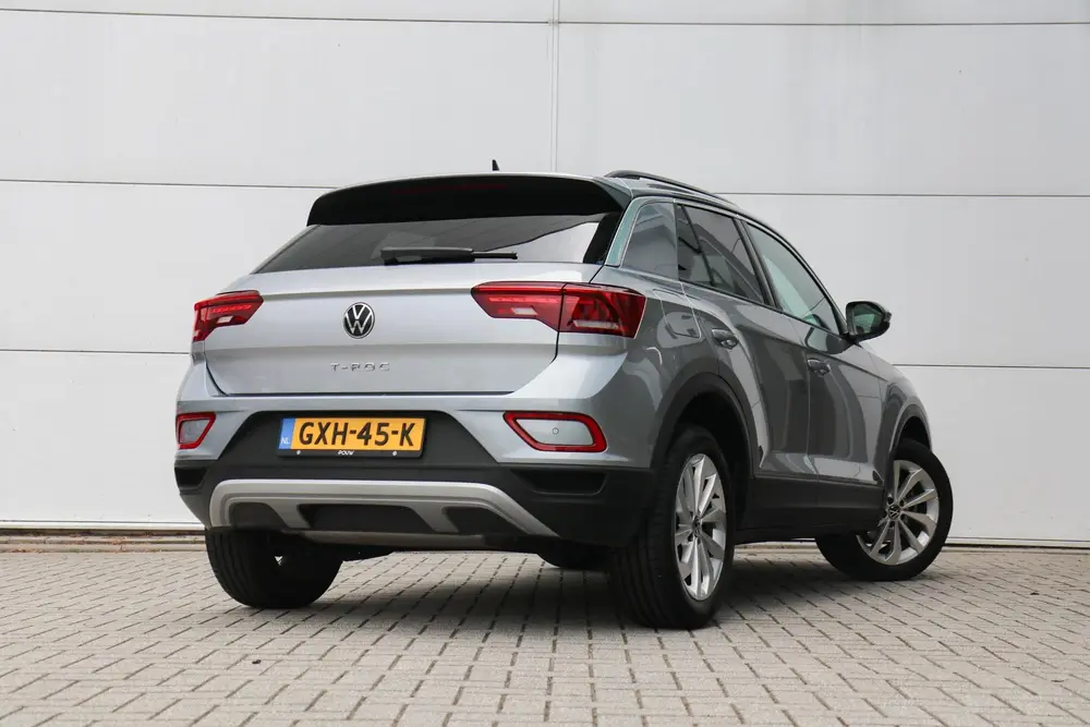 Volkswagen T-Roc 1.0 TSI 115pk Oranje Edition | App Connect uit 2024, foto 2