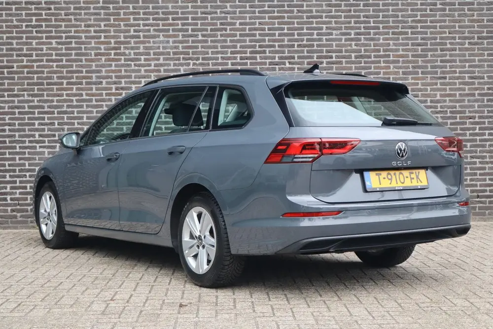 Volkswagen Golf Variant 1.0 TSI 110pk Life | Achteruitrijcam uit 2023, foto 13