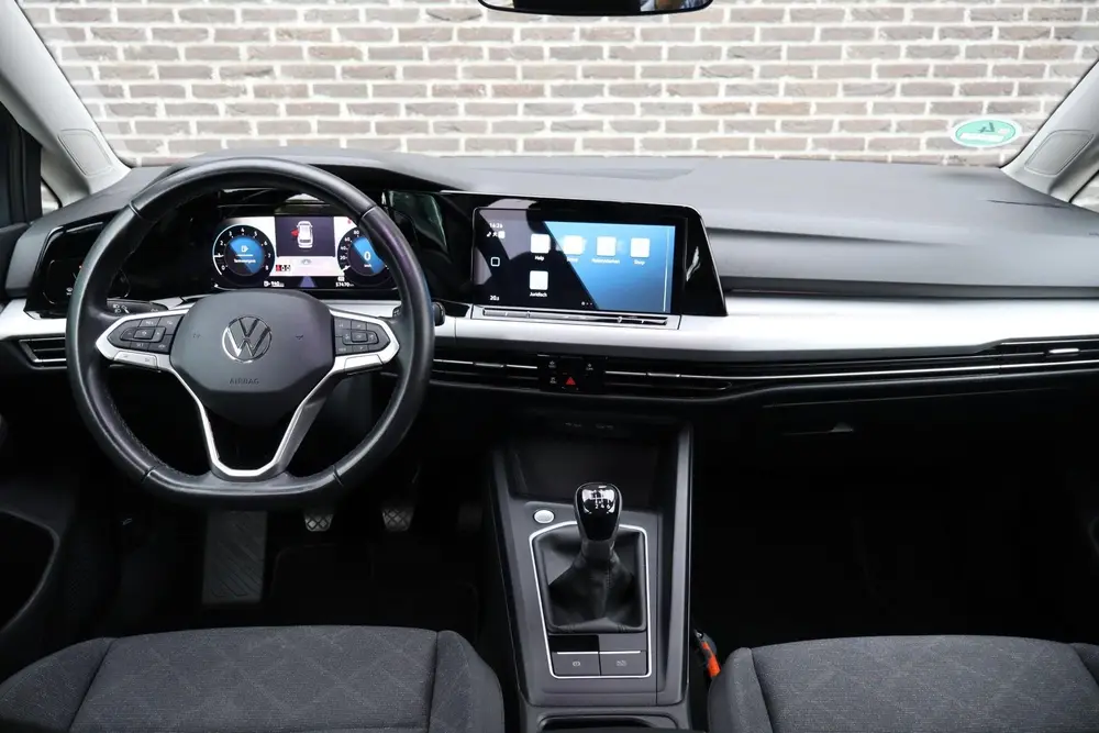 Volkswagen Golf Variant 1.0 TSI 110pk Life | Achteruitrijcam uit 2023, foto 5