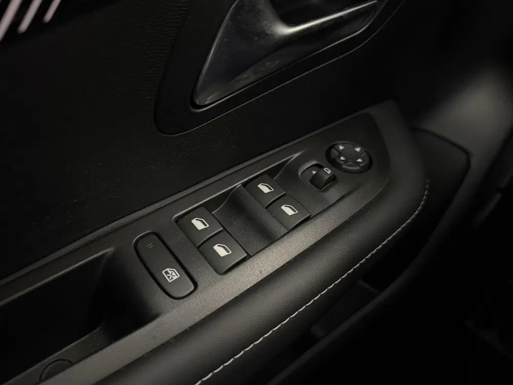 Peugeot 208 1.2 PureTech 75 Active uit 2024, foto 10