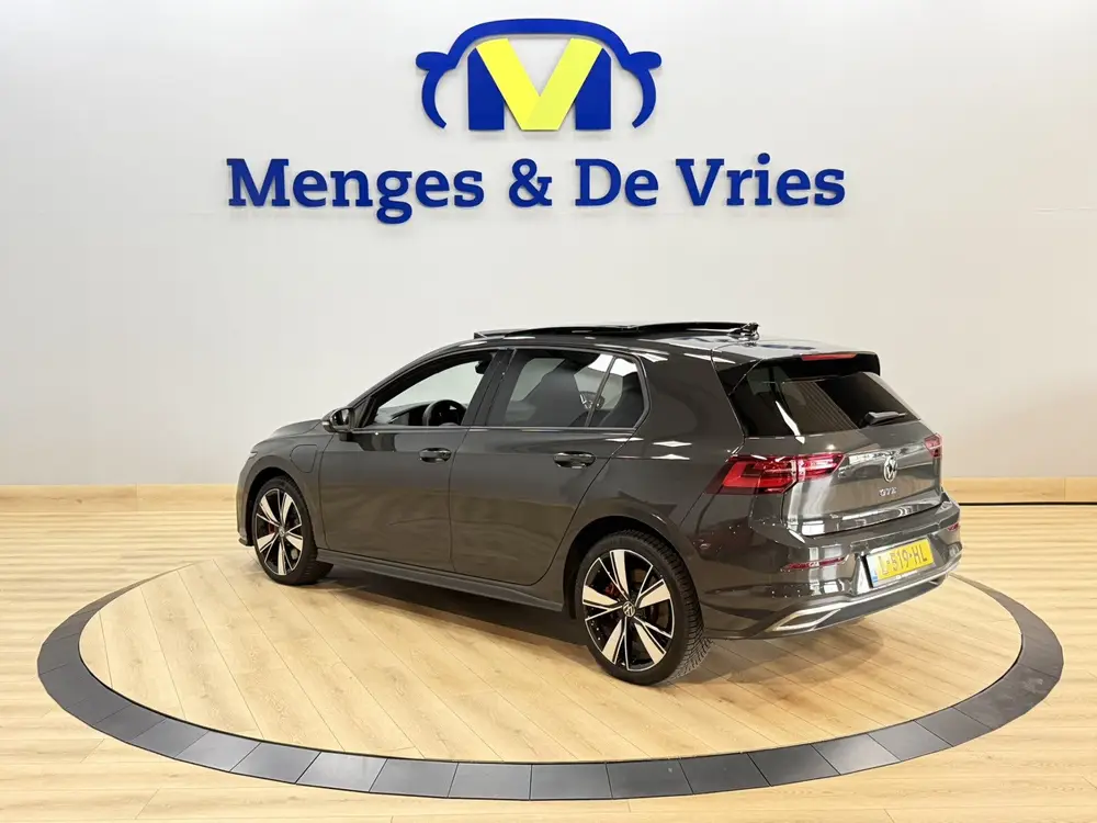 Volkswagen Golf 1.4 eHybrid GTE Airco ECC | Panorama | Stoel uit 2021, foto 5