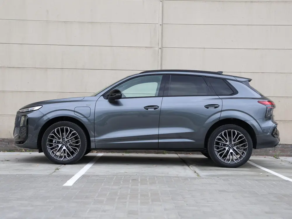Audi Q3 S edition e-hybrid 272 PK SUV uit 2026, foto 11