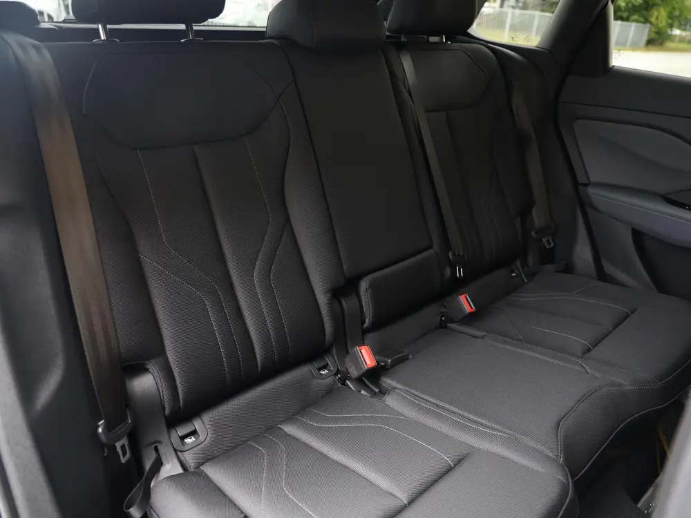 Audi Q3 S edition e-hybrid 272 PK SUV uit 2026, foto 9