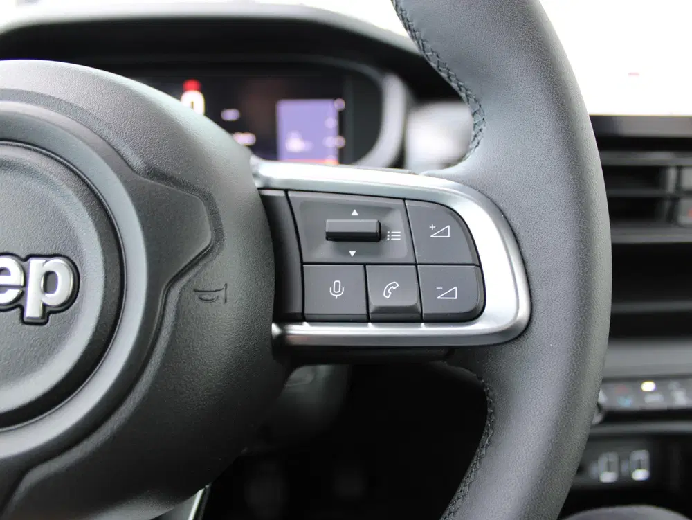 Jeep Avenger 1.2 Longitude uit 2024, foto 18