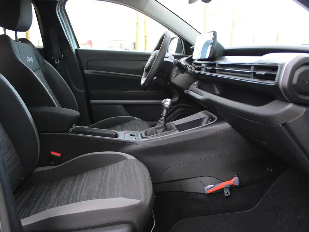 Jeep Avenger 1.2 Longitude uit 2024, foto 7