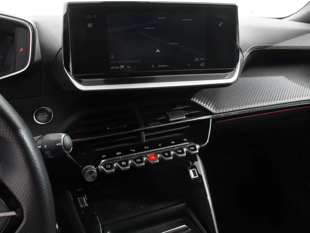 Peugeot 2008 1.2 PureTech 130 GT Cimate control Cruise uit 2023, foto 17