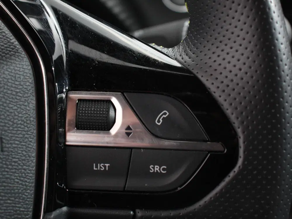 Peugeot 2008 1.2 PureTech 130 GT Cimate control Cruise uit 2023, foto 19