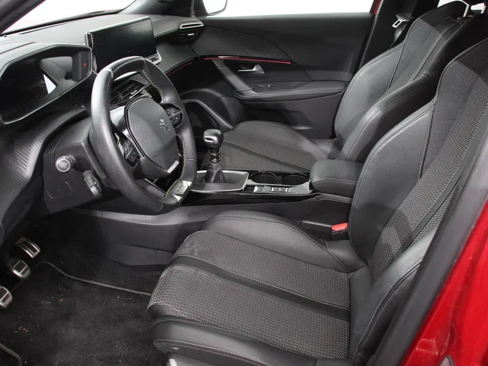 Peugeot 2008 1.2 PureTech 130 GT Cimate control Cruise uit 2023, foto 9