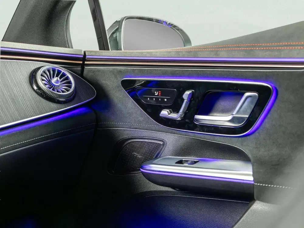 Mercedes-Benz EQE 300 AMG Line 89 kWh uit 2025, foto 18