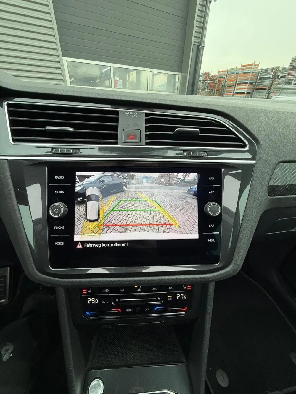 Volkswagen Tiguan 2.0 TSI 4Motion R-Line PANO*VIRTUAL*LEER! uit 2022, foto 10