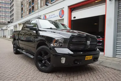 Dodge Ram 1500 5.7 V8 HEMI 4WD | BLACK OPTIC | Classic | 300 uit 2021