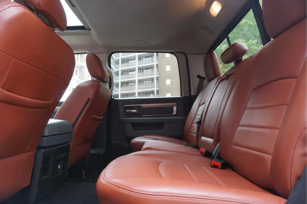 Dodge Ram 1500 5.7 V8 HEMI 4WD | BLACK OPTIC | Classic | 300 uit 2021, foto 18