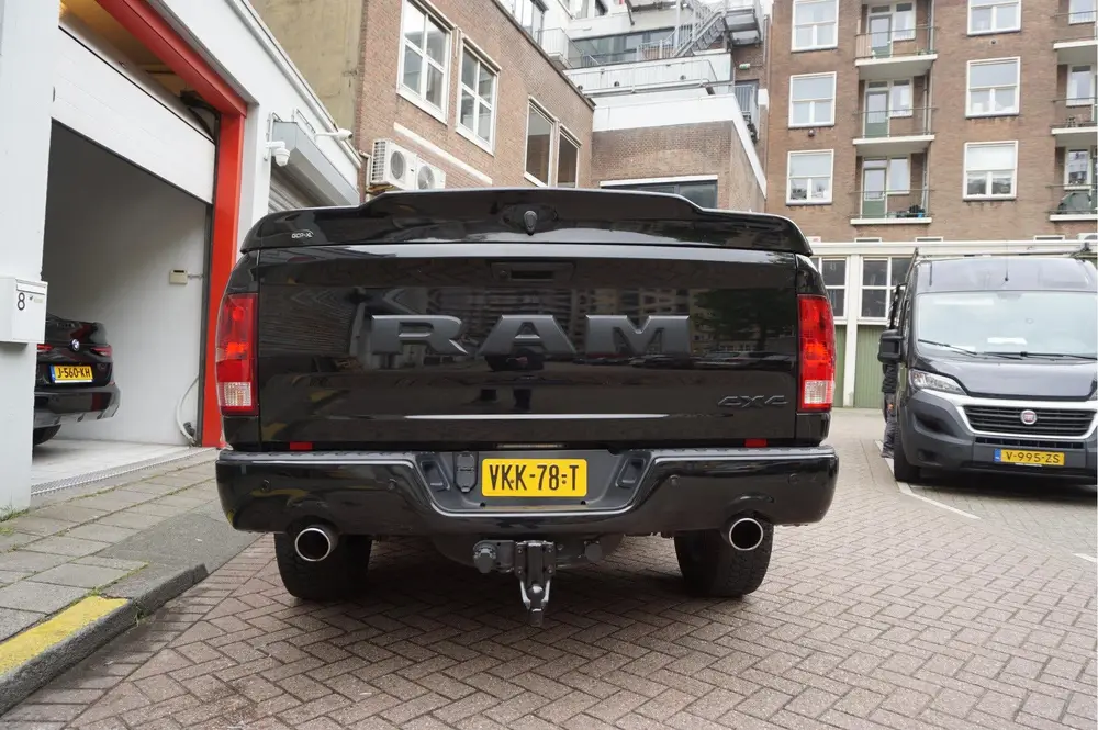 Dodge Ram 1500 5.7 V8 HEMI 4WD | BLACK OPTIC | Classic | 300 uit 2021, foto 4