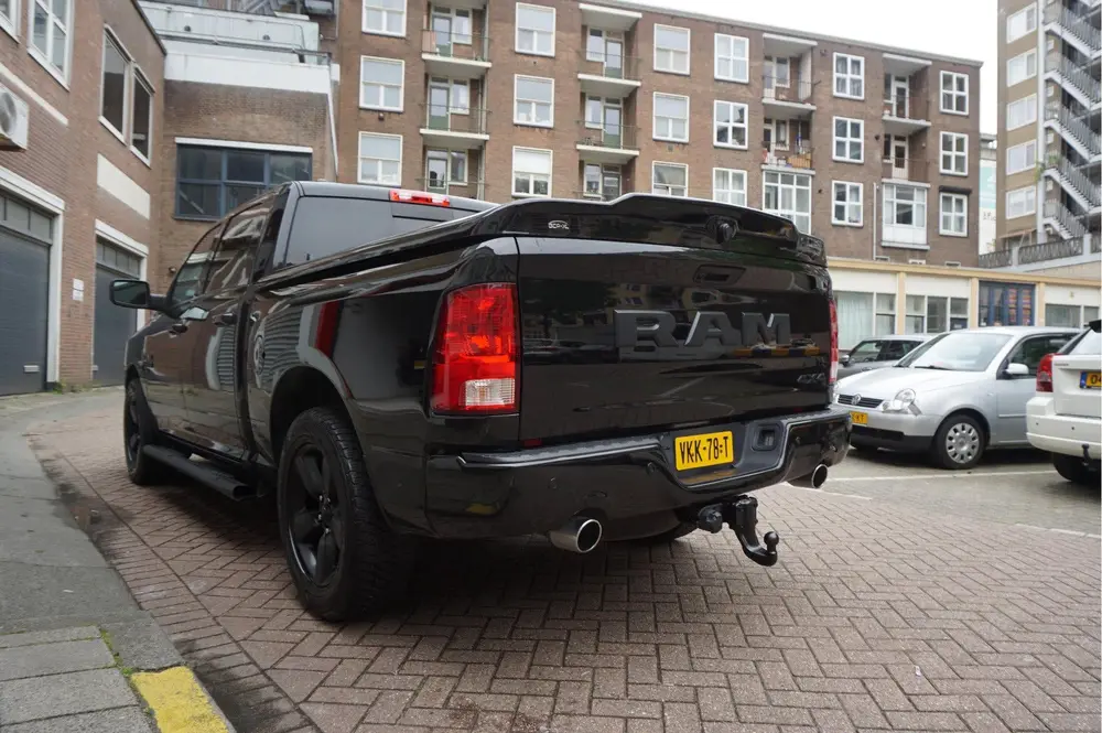 Dodge Ram 1500 5.7 V8 HEMI 4WD | BLACK OPTIC | Classic | 300 uit 2021, foto 5