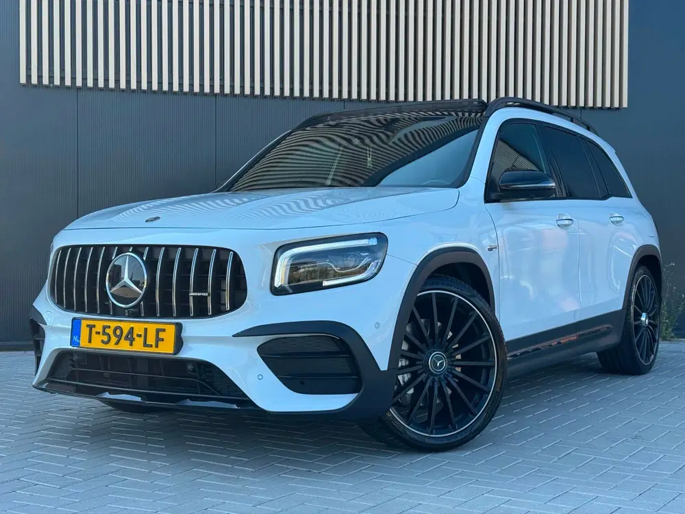 Mercedes-Benz GLB AMG 35 4MATIC Premium Plus uit 2020, foto 2