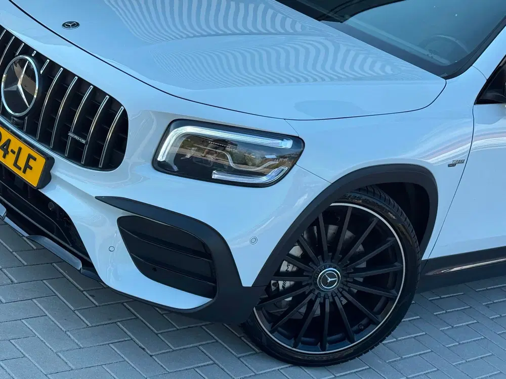 Mercedes-Benz GLB AMG 35 4MATIC Premium Plus uit 2020, foto 3