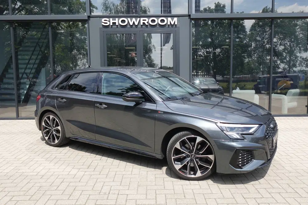 Audi A3 35 TFSI S-Line KEYLESS SFEER CARPLAY' uit 2021, foto 3