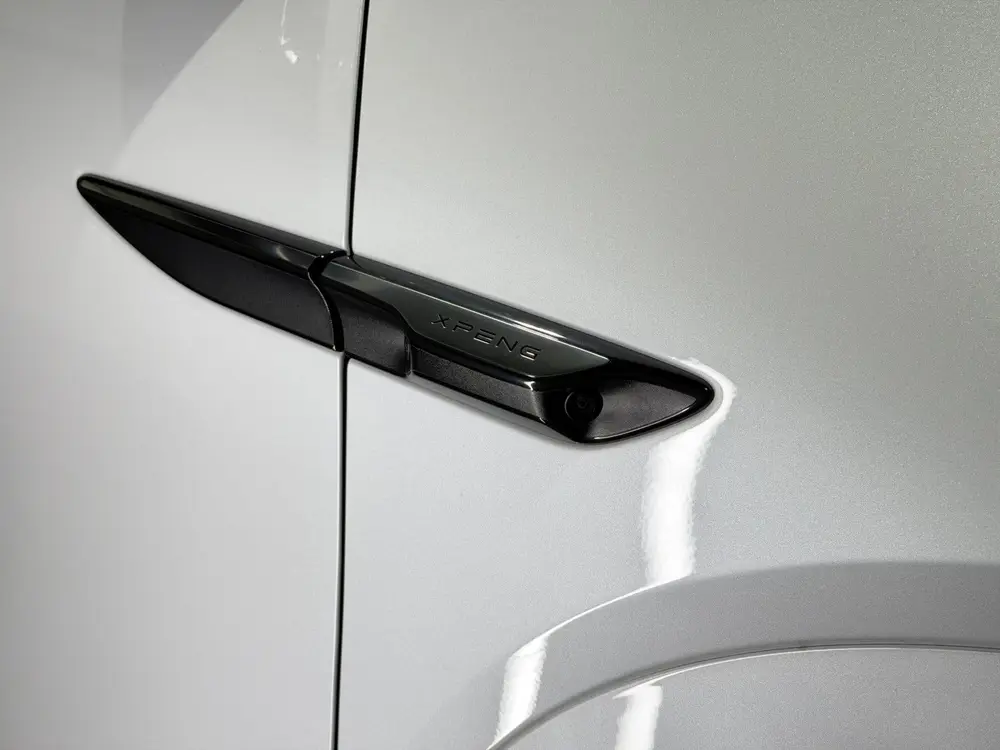Xpeng G6 RWD Long Range | Licht Interieur (bj 2026) uit 2026, foto 12