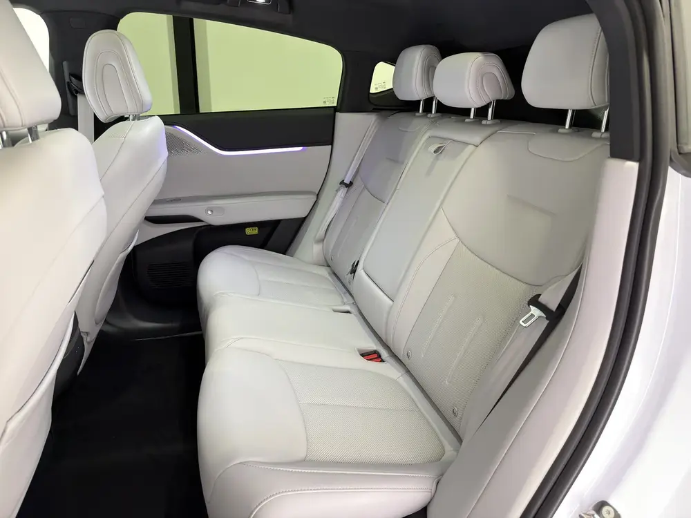 Xpeng G6 RWD Long Range | Licht Interieur (bj 2026) uit 2026, foto 17