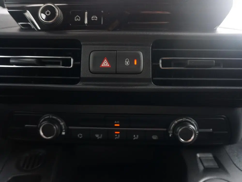 Peugeot Partner L1 50 kWh uit 2026, foto 17